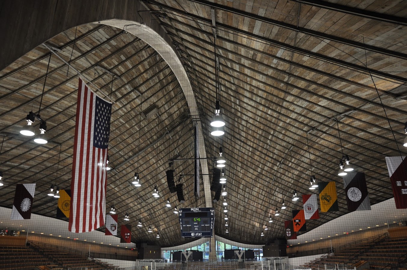 Ingalls Rink by Eero Saarinen: The Yale Whale - Sheet2