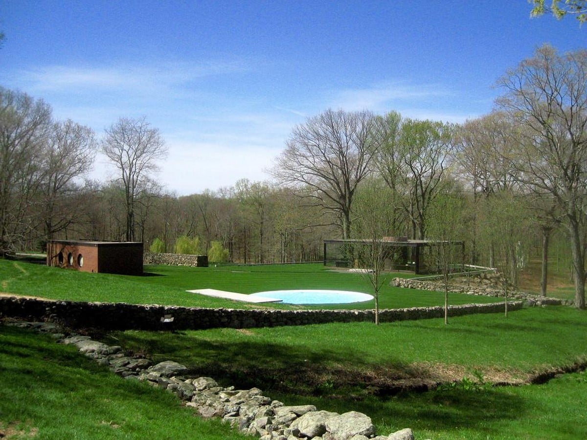 Philip Johnsons Glass House: Inaugrating the Pritzker - Sheet4