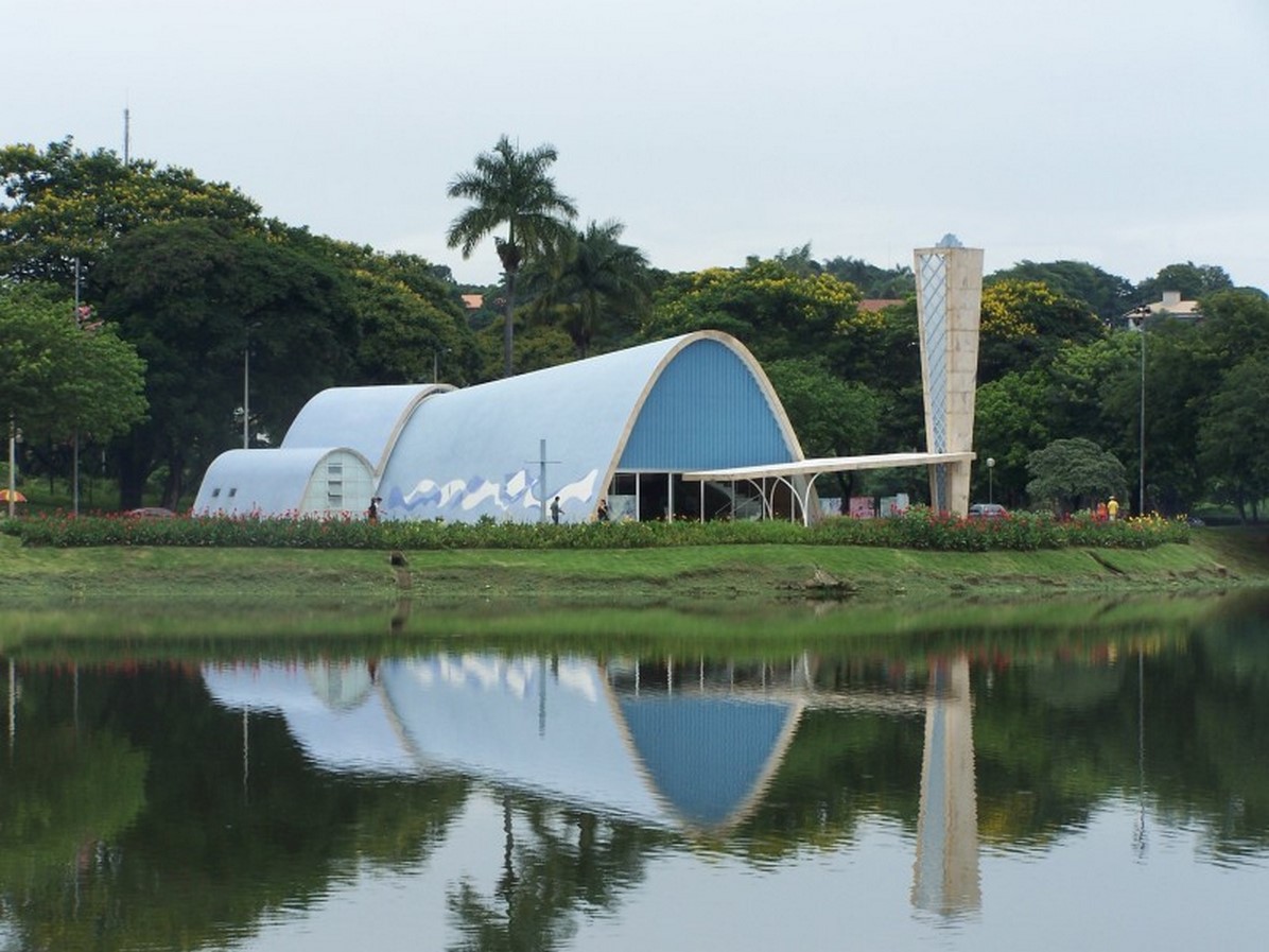 Church of Saint Francis of Assisi by Oscar Niemeyer: A Scandal in city's conservative culture - Sheet2