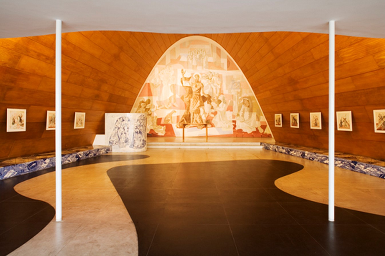 Church of Saint Francis of Assisi by Oscar Niemeyer: A Scandal in city's conservative culture - Sheet5