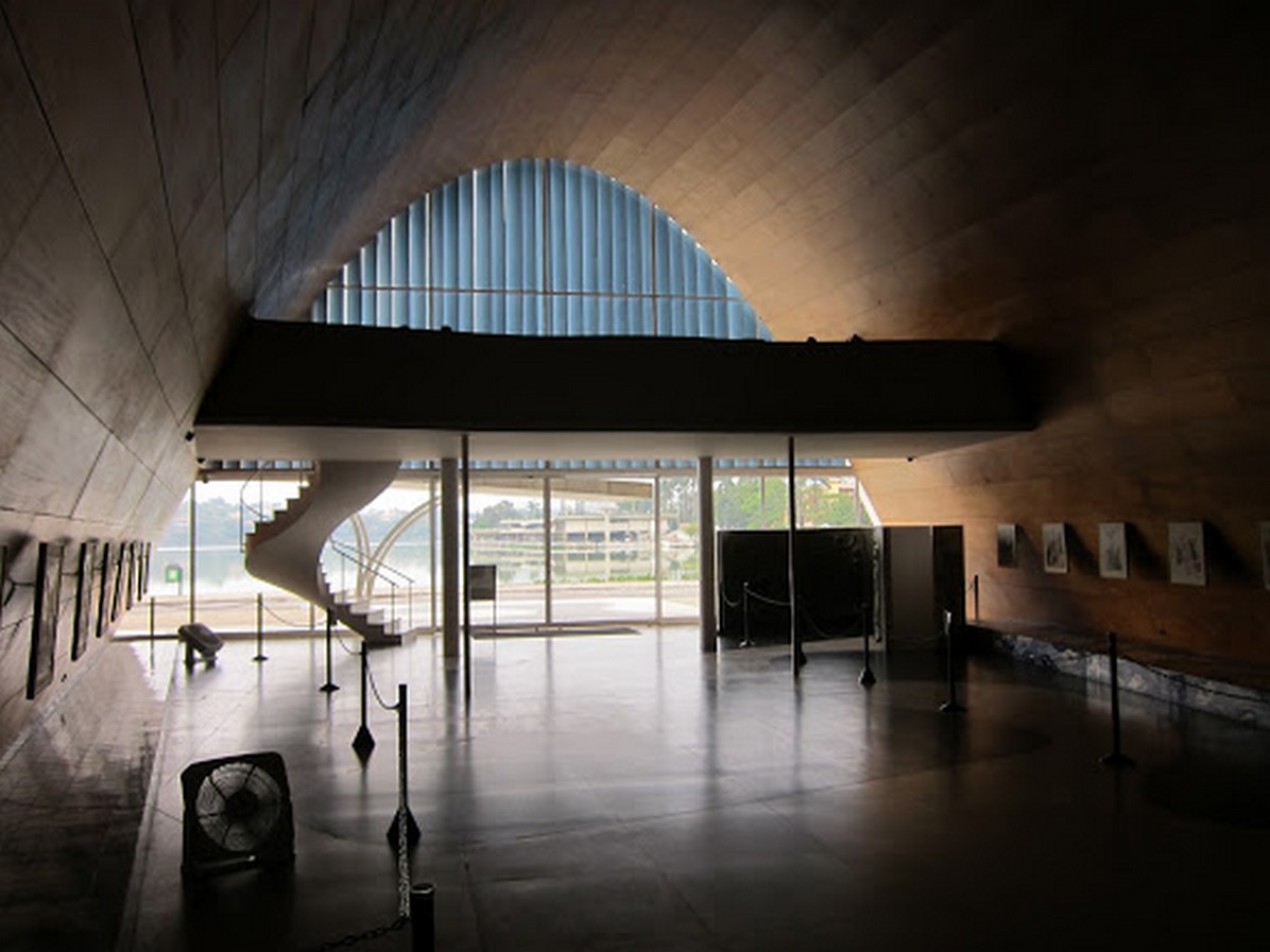 Church of Saint Francis of Assisi by Oscar Niemeyer: A Scandal in city's conservative culture - Sheet7
