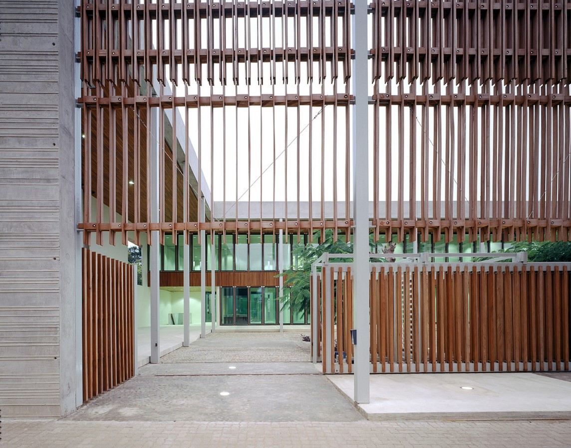 Netherlands Embassy in Mozambique / Kaan Architecten - sheet3