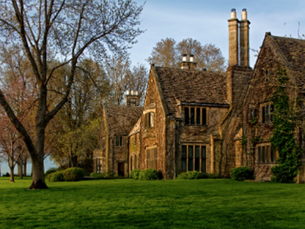 Tudor Revival Architecture: The mock Tudor