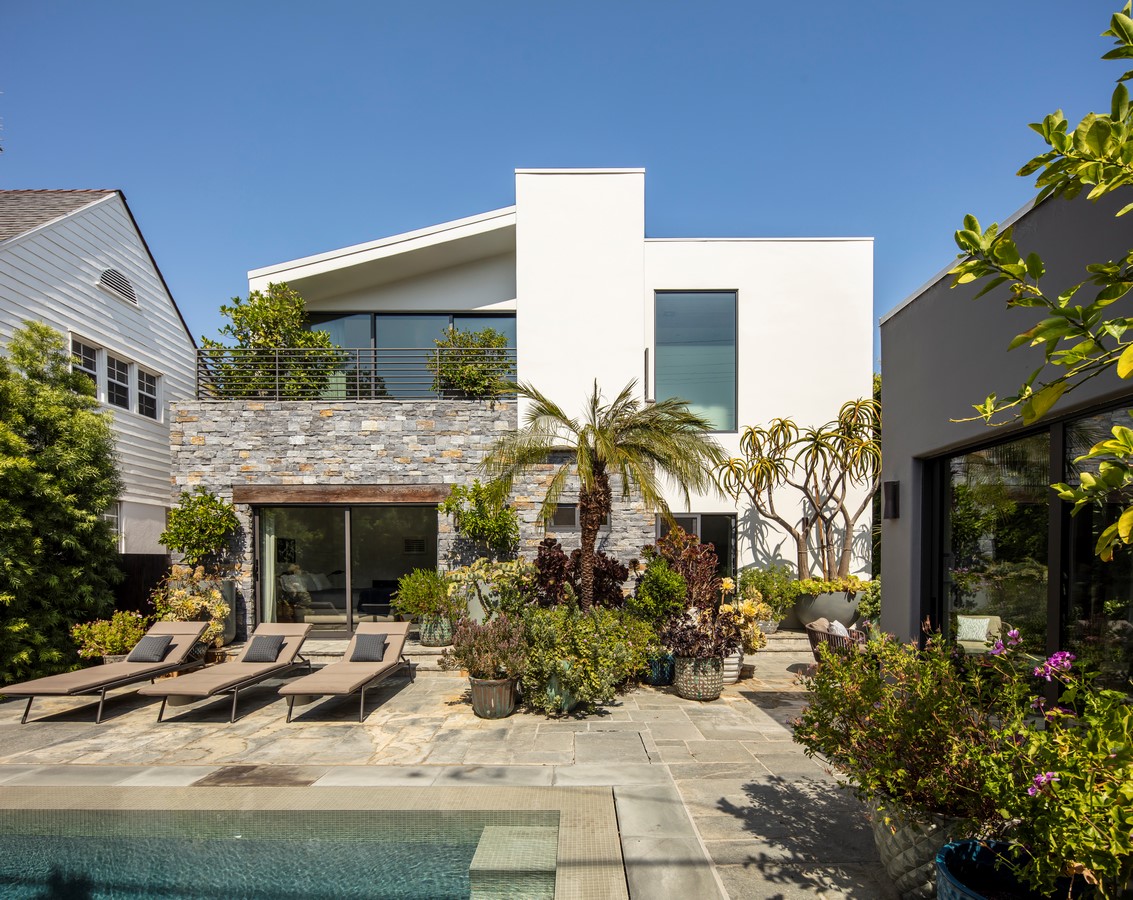 Lush Beverly Hills Bungalow By Magni Kalman Design - Sheet12