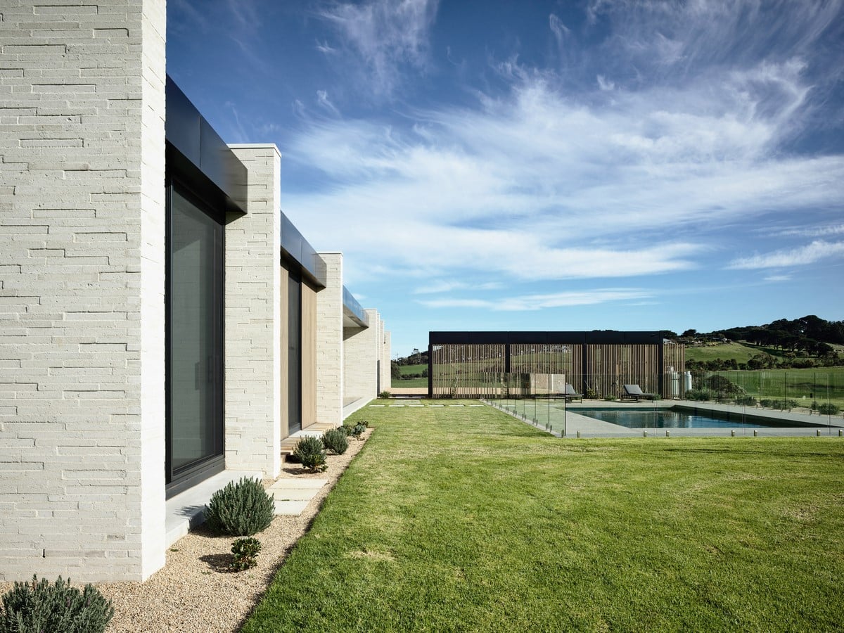  Boneo Road Residence by B.E Architecture - Sheet3