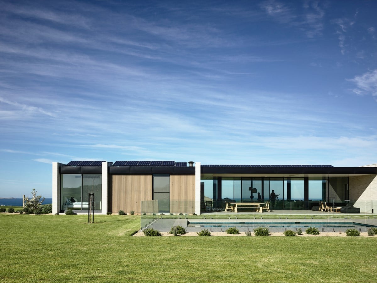 Boneo Road Residence by B.E Architecture - Sheet5