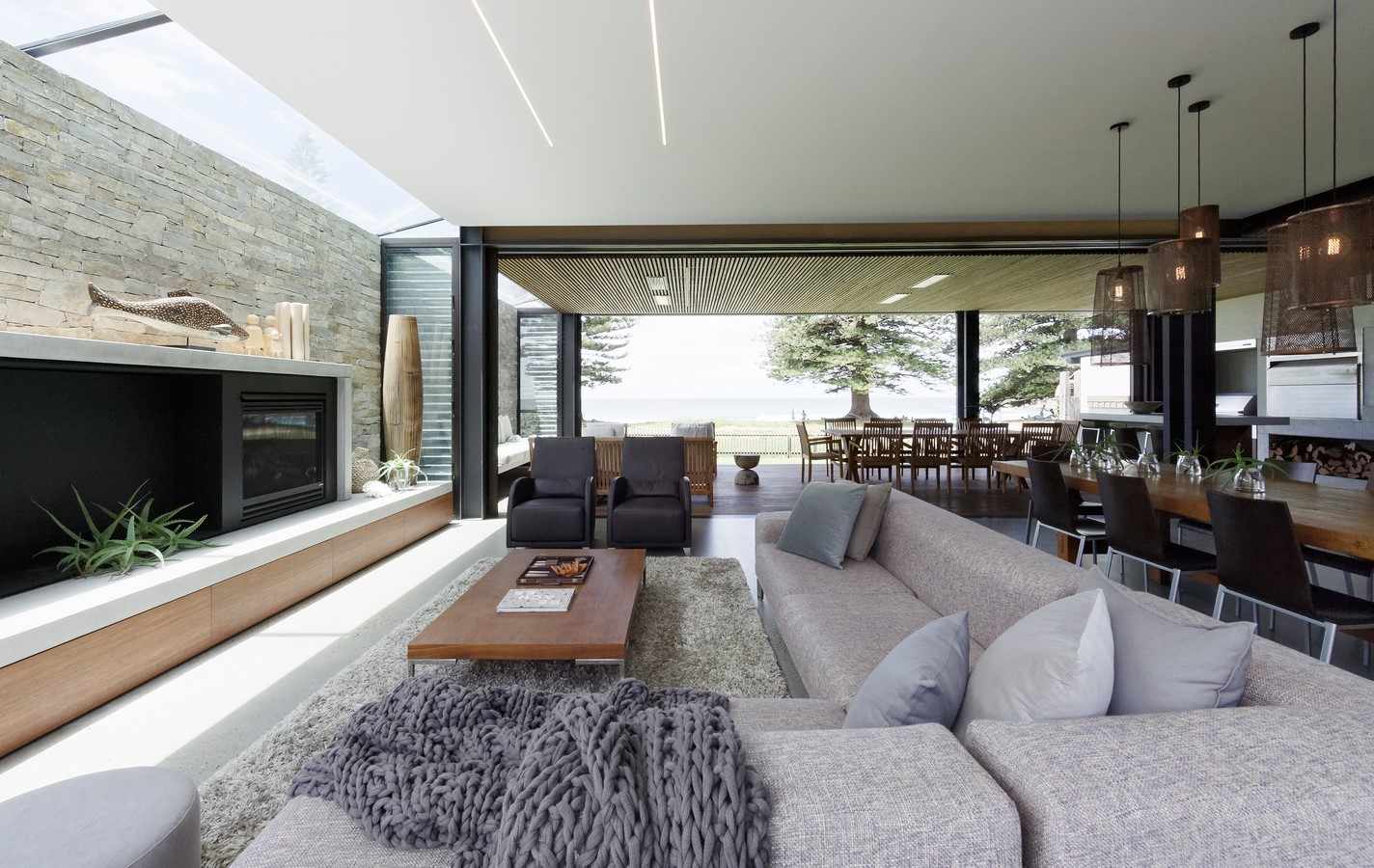 BEACH HOUSE by Architecture Saville Isaacs - Sheet1