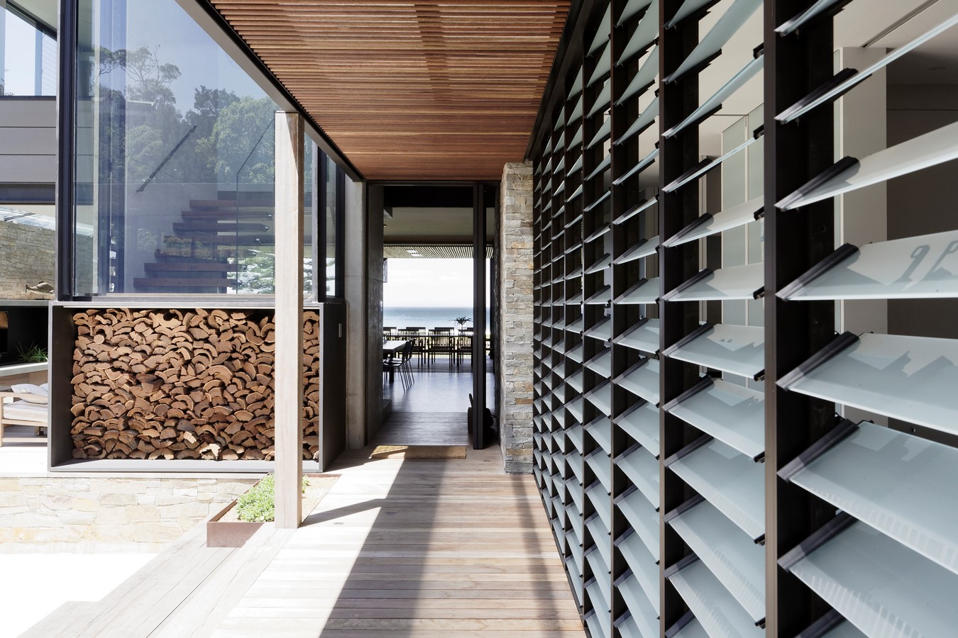 BEACH HOUSE by Architecture Saville Isaacs - Sheet6