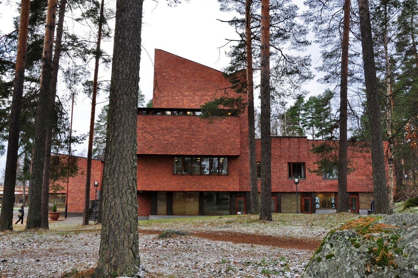 Critical Regionalism - Säynätsalo Town Hall, Alvar Aalto, 1952 - sheet1