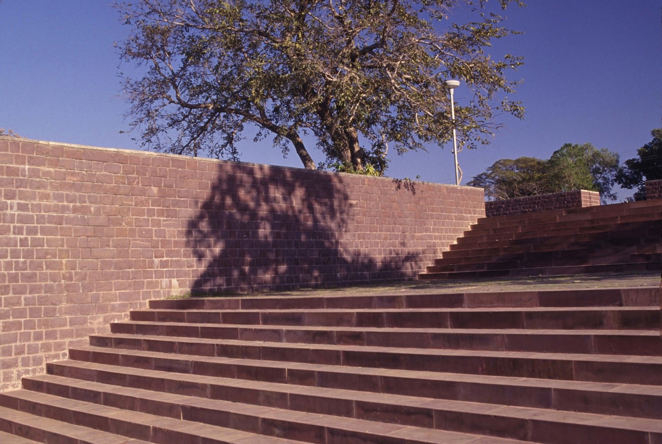 Critical Regionalism - Bharat Bhavan, Charles Correa, 1982 - Sheet3