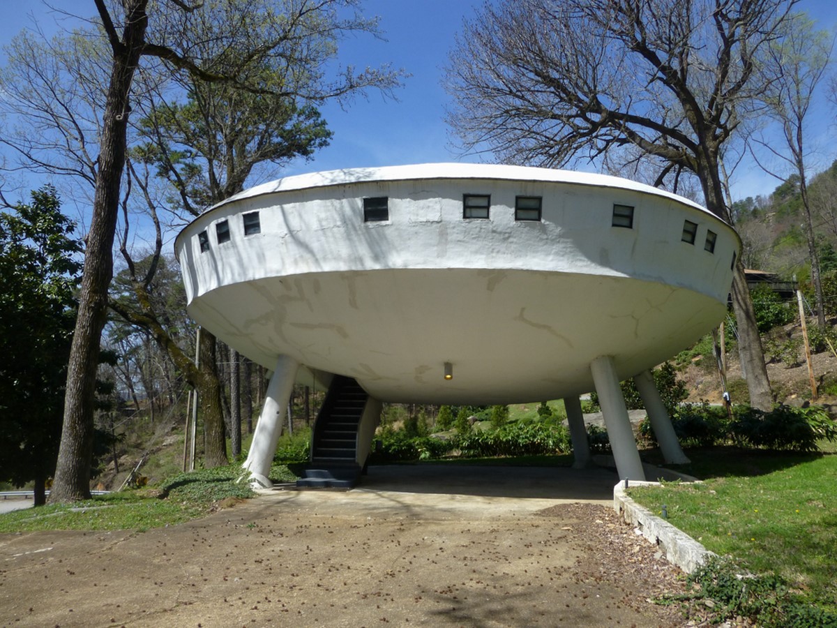 The Spaceship House