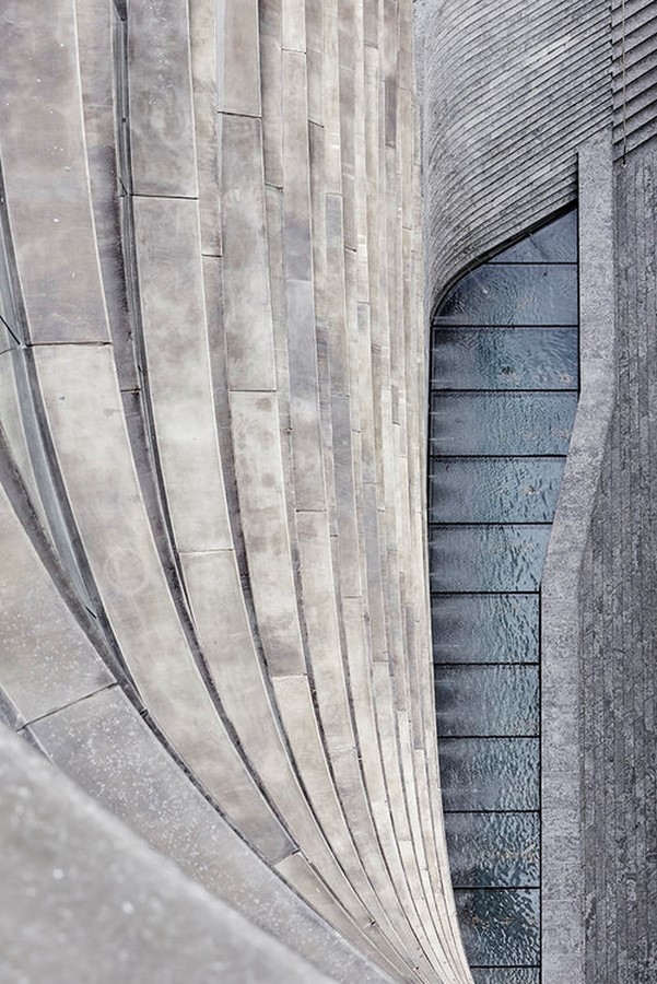 How 22 carpets translate Zaha Hadid's architectural style - Sheet14