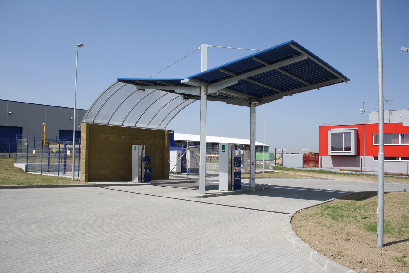 10 Things to know about butterfly roofing - Sheet10