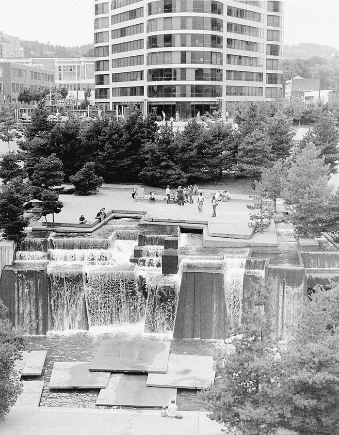 Keller Fountain Park in Portland, Oregon. - Sheet2