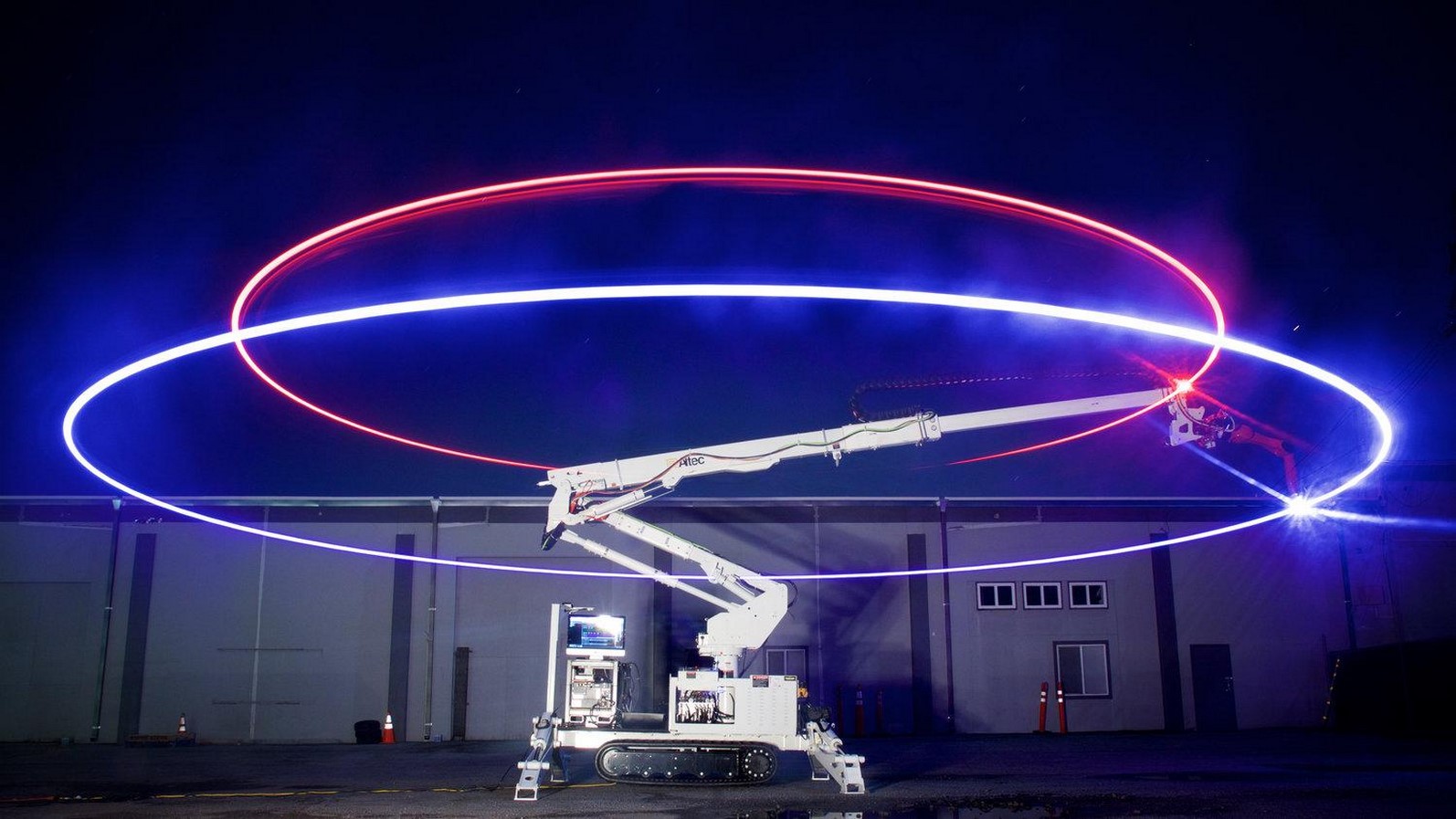 Digital Construction Environment by Neri Oxman: The Compound Robotic Arm System - Sheet2