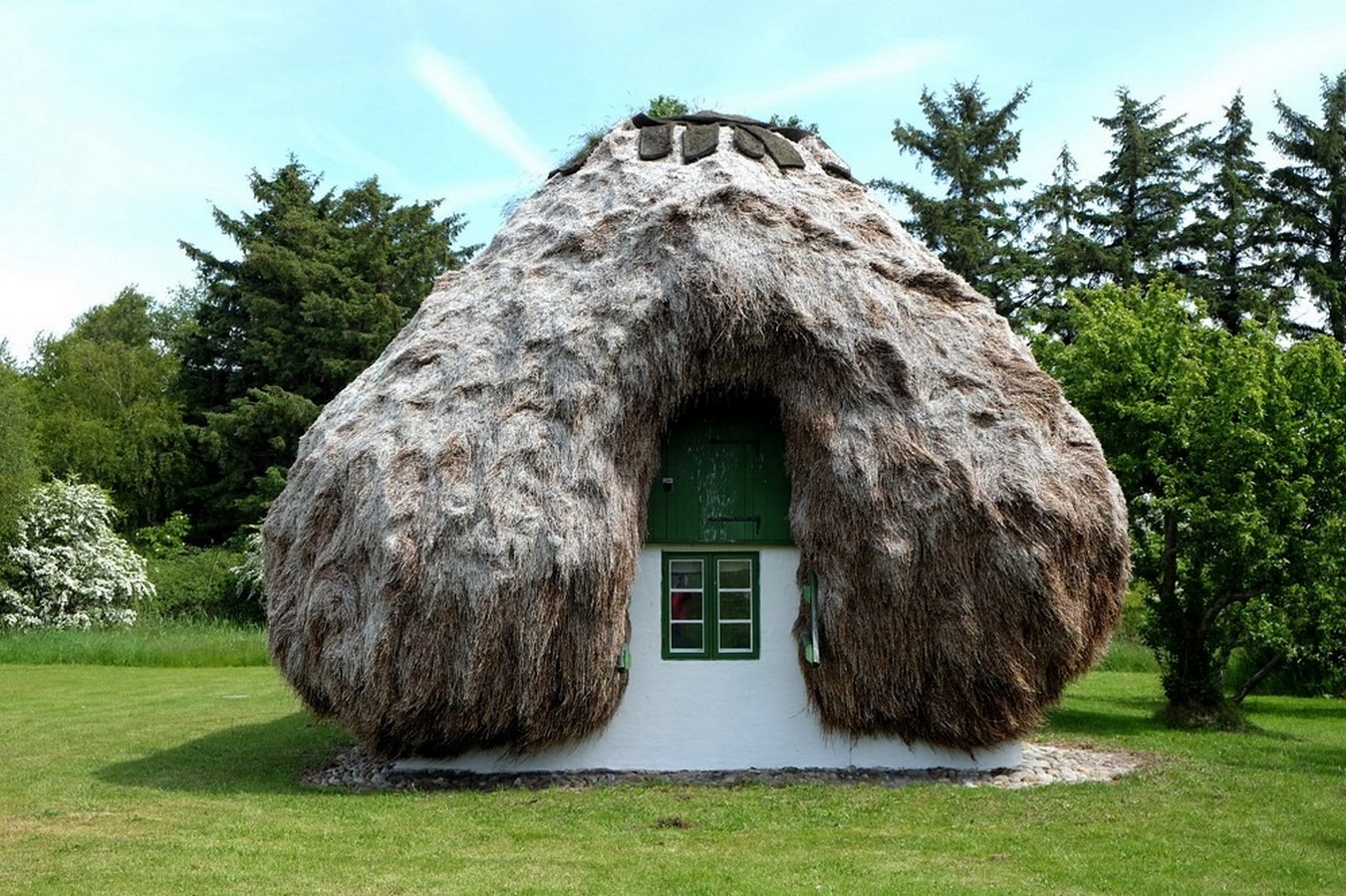 Should vernacular Architecture be encouraged in order to overcome the impact of climate change - Sheet8