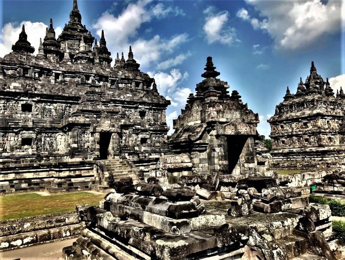 15 Temples every Architect must visit in Indonesia - Sheet5