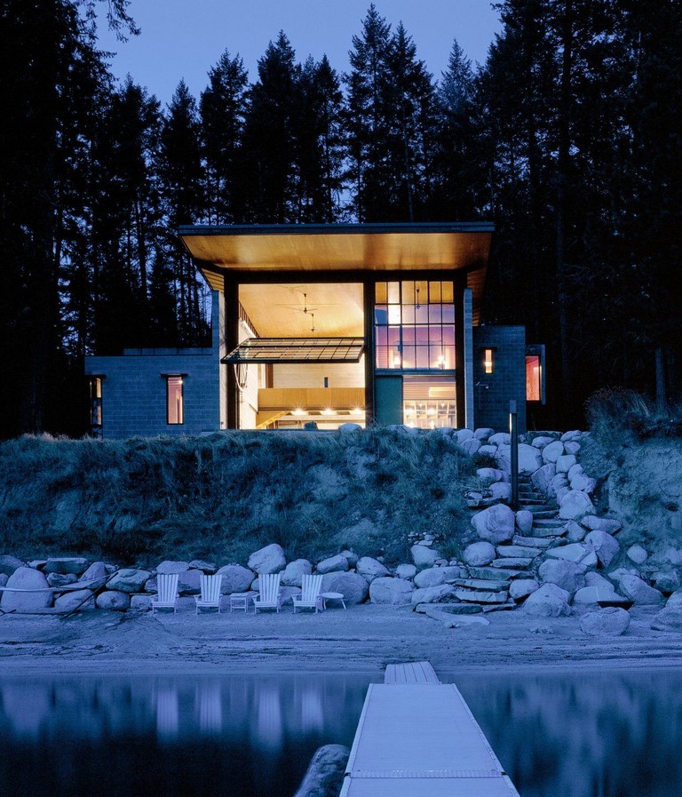 Chicken point cabin ©olsonkundig.com/projects/chicken-point-cabin/
