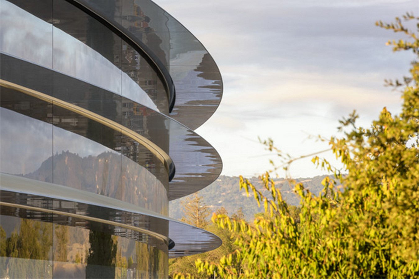 The Apple Park _©https://www.apple.com