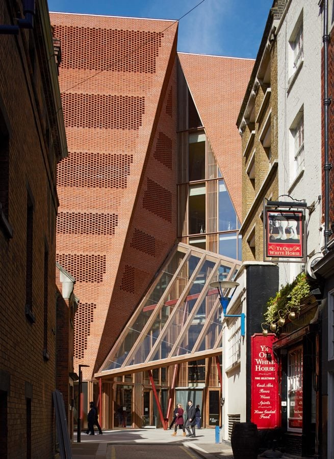 LSE Saw Swee Hock Student Center, London, United Kingdom. Image source - ©https://odonnell-tuomey.ie