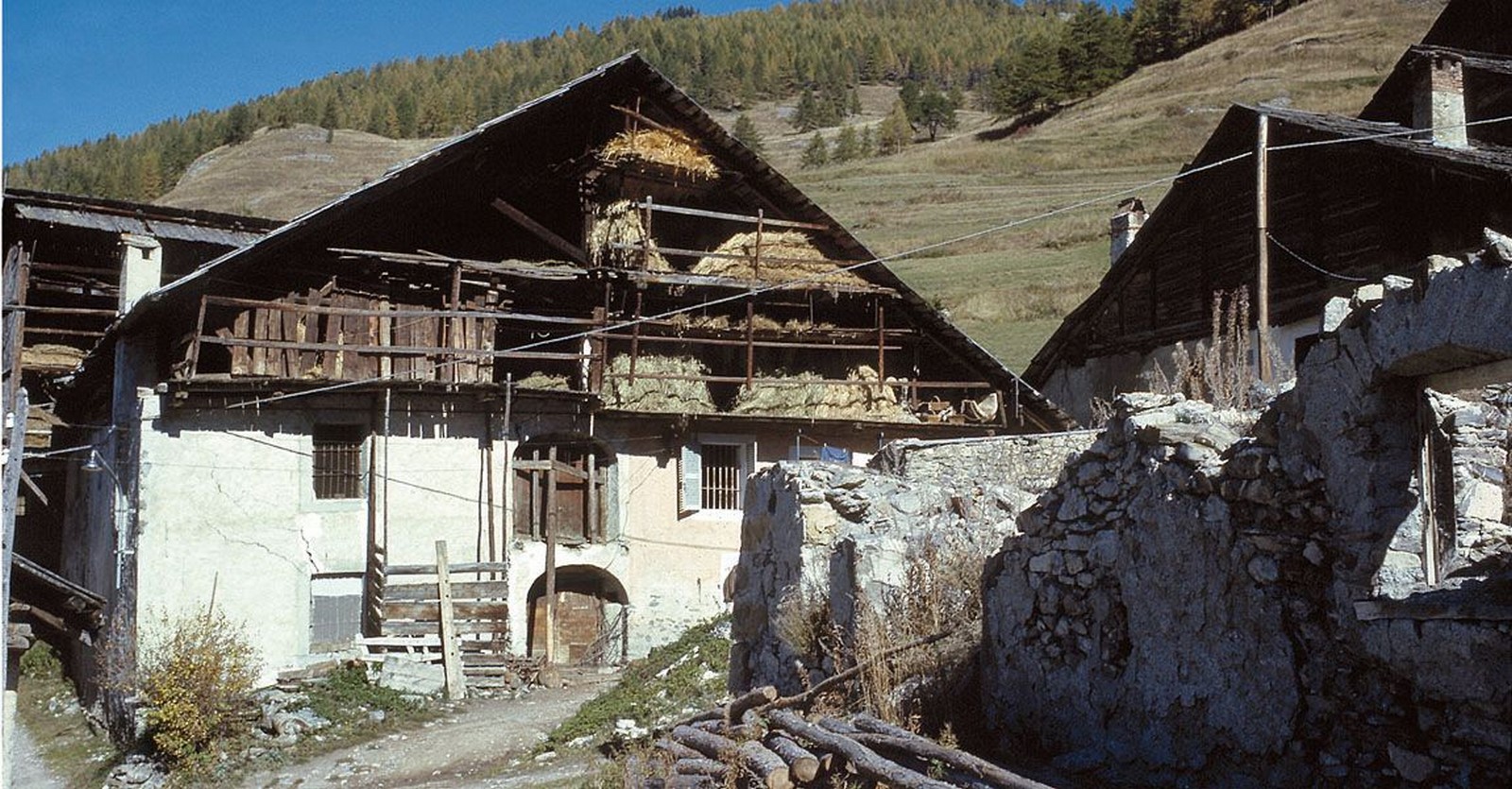 10 Things you did not know about Alpine Architecture - Sheet15