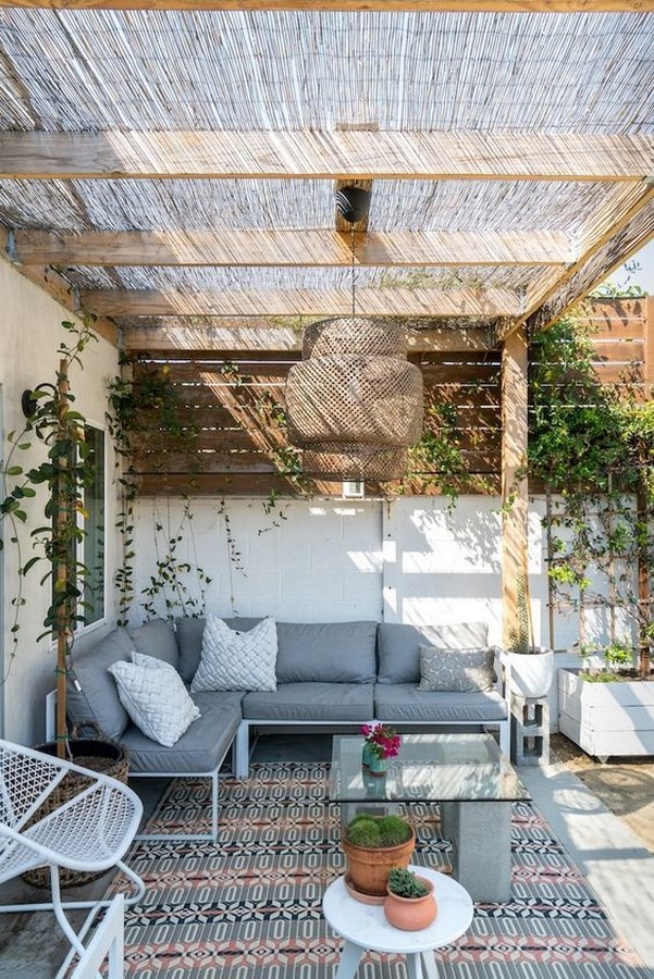 10 Tips to renovating your Balcony - Sheet10