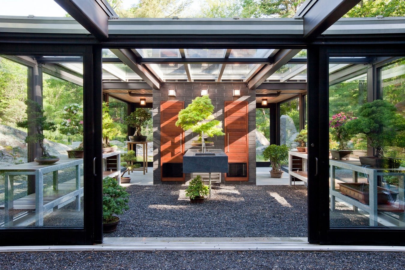 20 Examples of home with beautiful central atriums - Sheet4