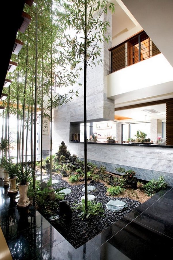 20 Examples of home with beautiful central atriums - Sheet5