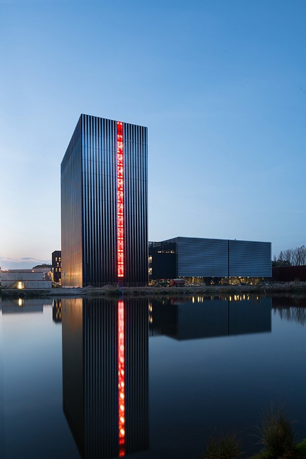 Data Centers Equinix, Amsterdam (2017) - Sheet1