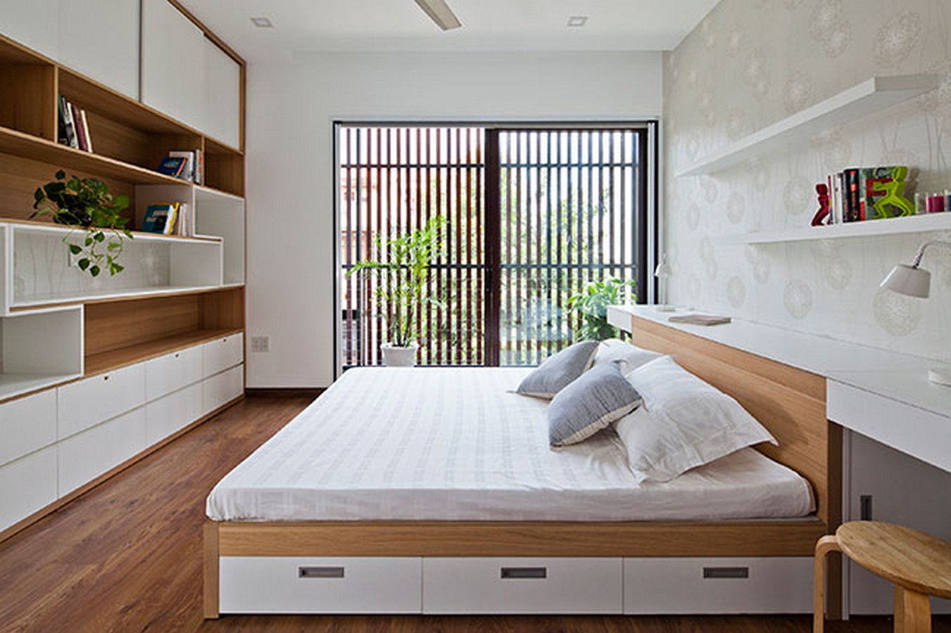SUBURB HOUSE WITH SLIDING SHUTTER - Sheet6