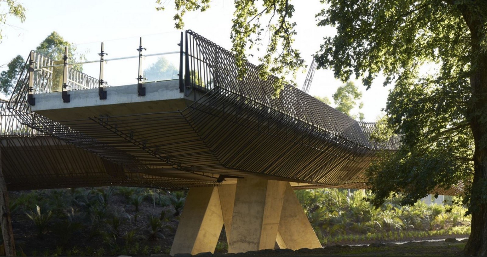 <span style="font-weight: 400;">The vantage at speaker's corner ©www.johnwardlearchitects.com</span>