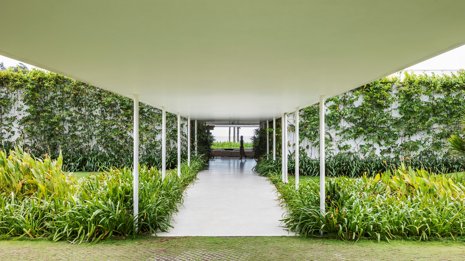 Six Landscape Boxes Form This Gallery And Showroom In Vietnam designed by MIA Design Studio - Sheet6