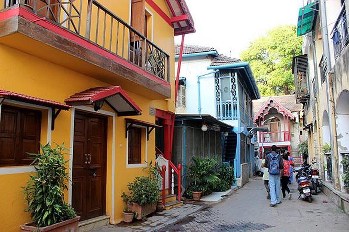 Remains of Indo-Portuguese Architectural Layer in Mumbai - Sheet12