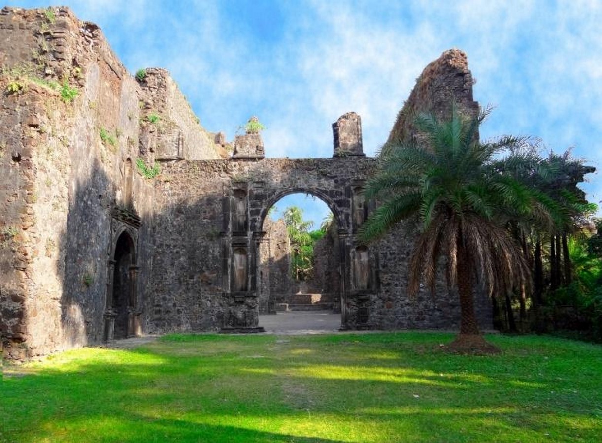 Remains of Indo-Portuguese Architectural Layer in Mumbai - Sheet5