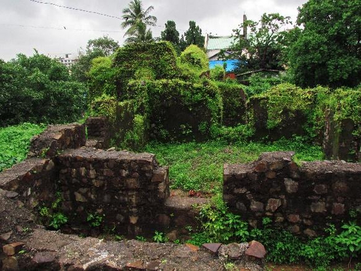 Remains of Indo-Portuguese Architectural Layer in Mumbai - Sheet9