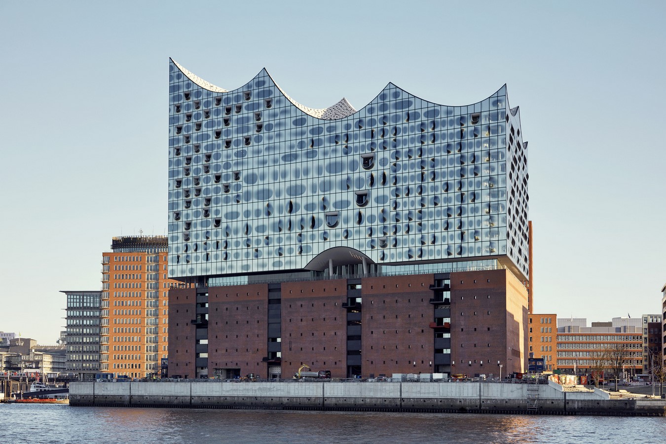 Hamburg Elbphilharmonie by Herzog & de Meuron: New Landmark for Socialising - Sheet1