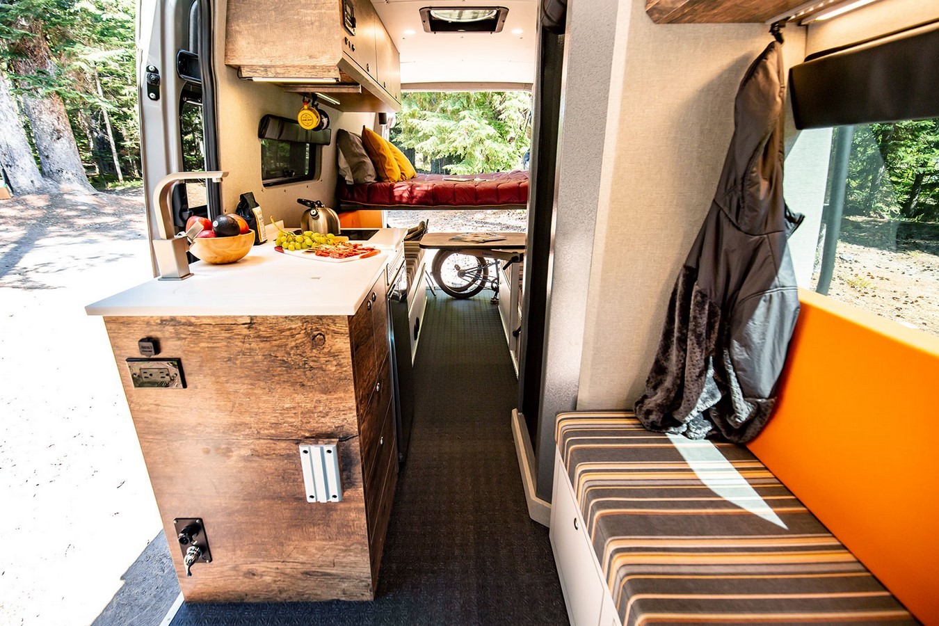 10 Van companies fulfilling the travel needs through their designs - Sheet8