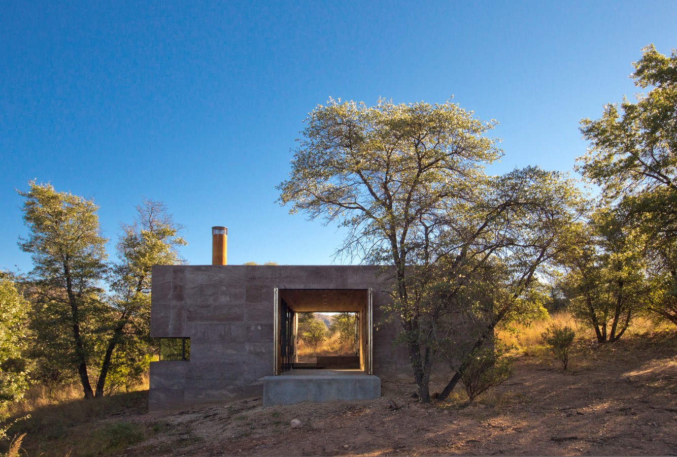 10 examples of buildings located in the desert Sheet3