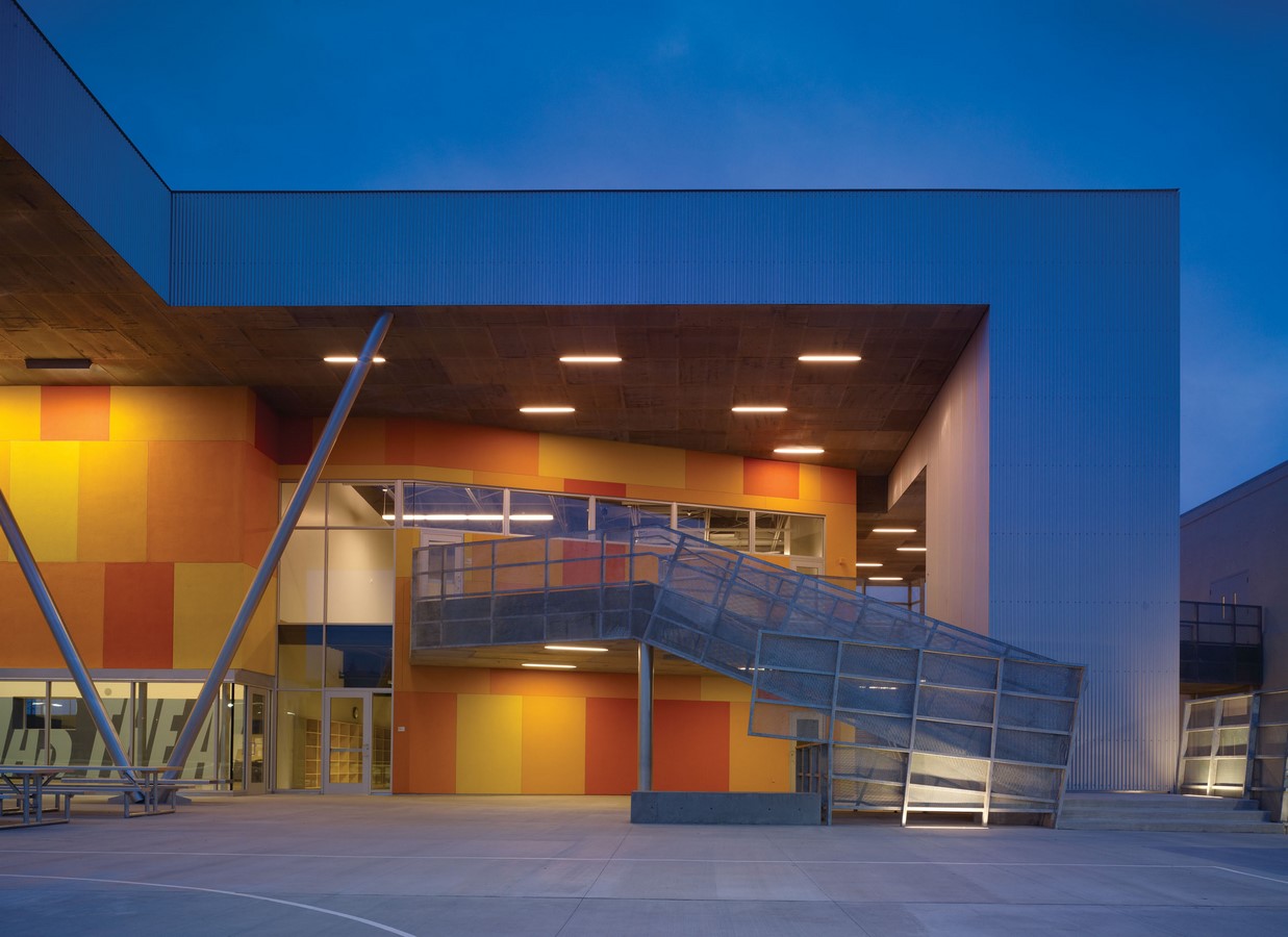 ST THOMAS SCHOOL, K-8, LOS ANGELES, CA - Sheet2