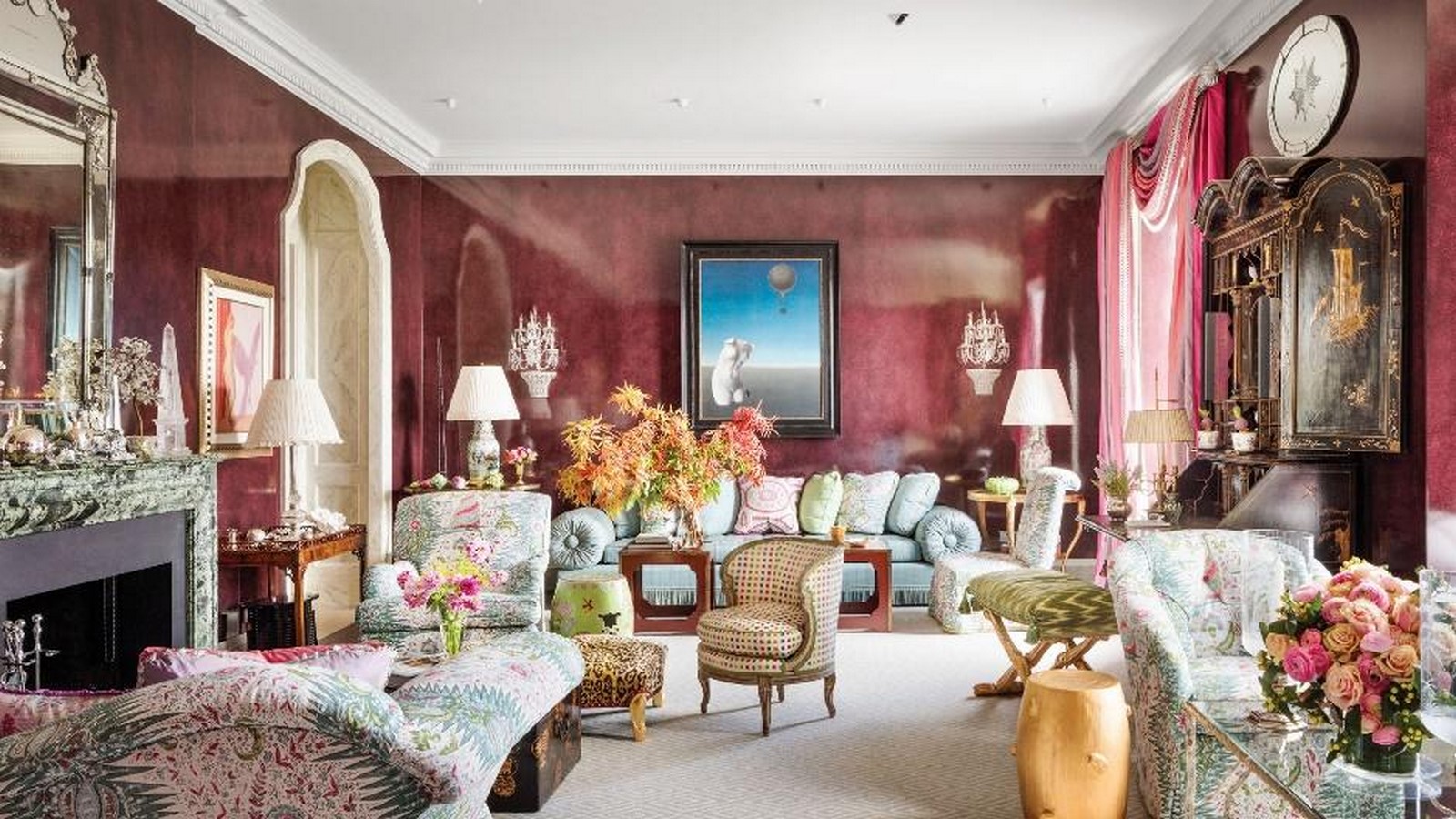 Living Room of the final project. Buatta’s signature curtains ©www.architecturaldigest.com