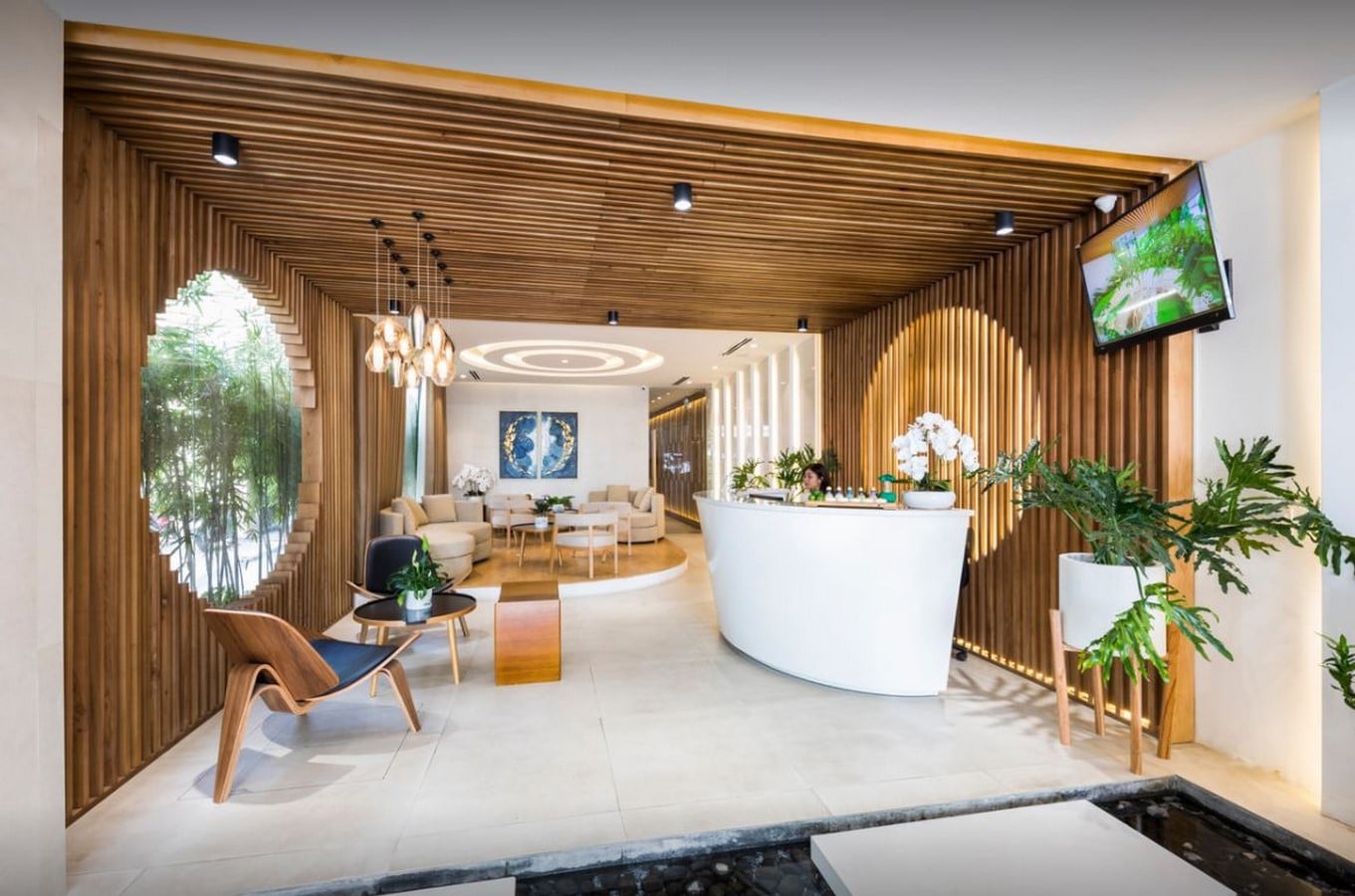 Spa and Resort: Architects and experiences - Sheet5