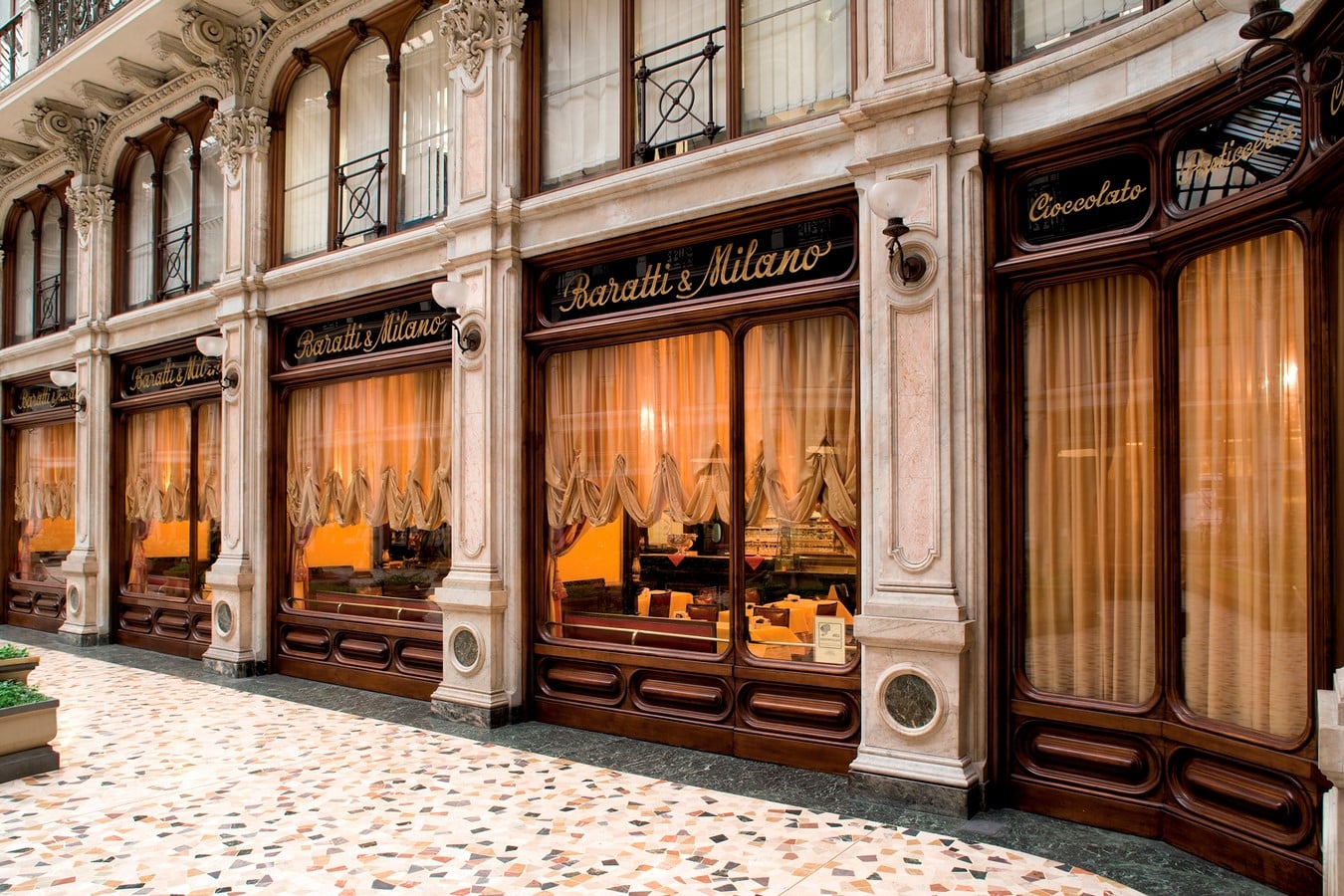 20 Oldest coffee houses around the world Sheet22