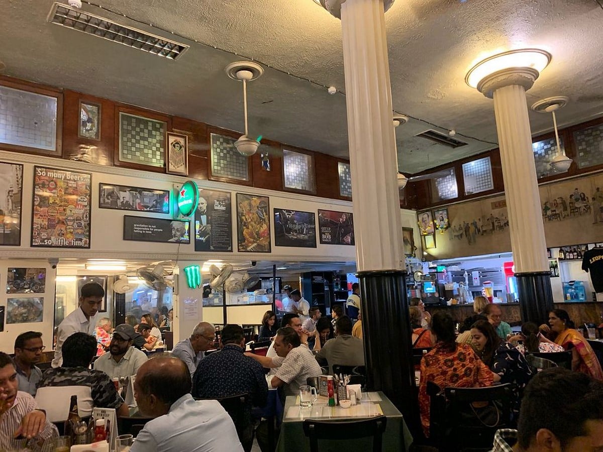20 Oldest coffee houses around the world Sheet24