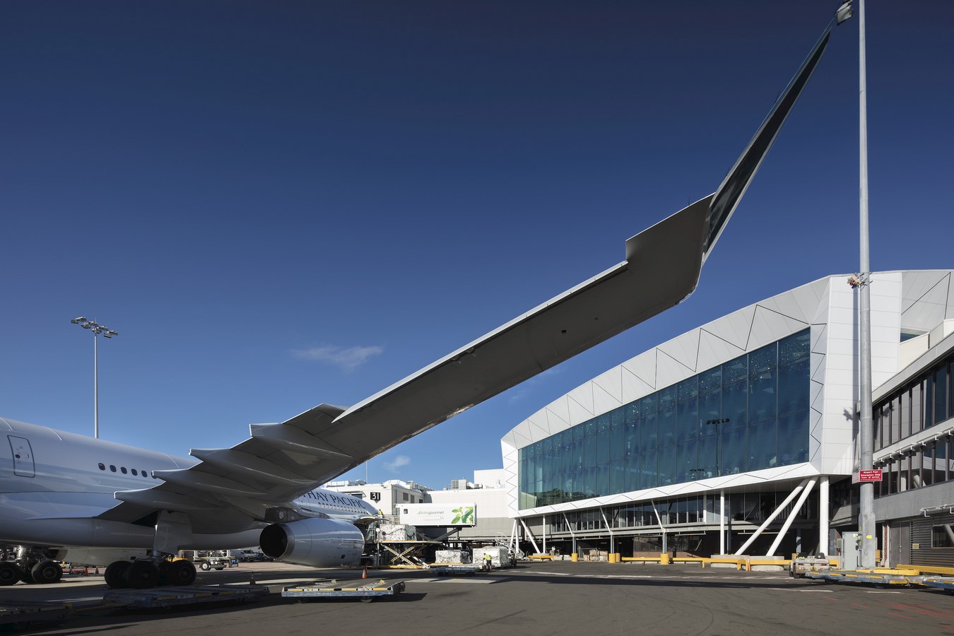 Sydney International Airport Marketplace by Cox Architecture - Sheet2