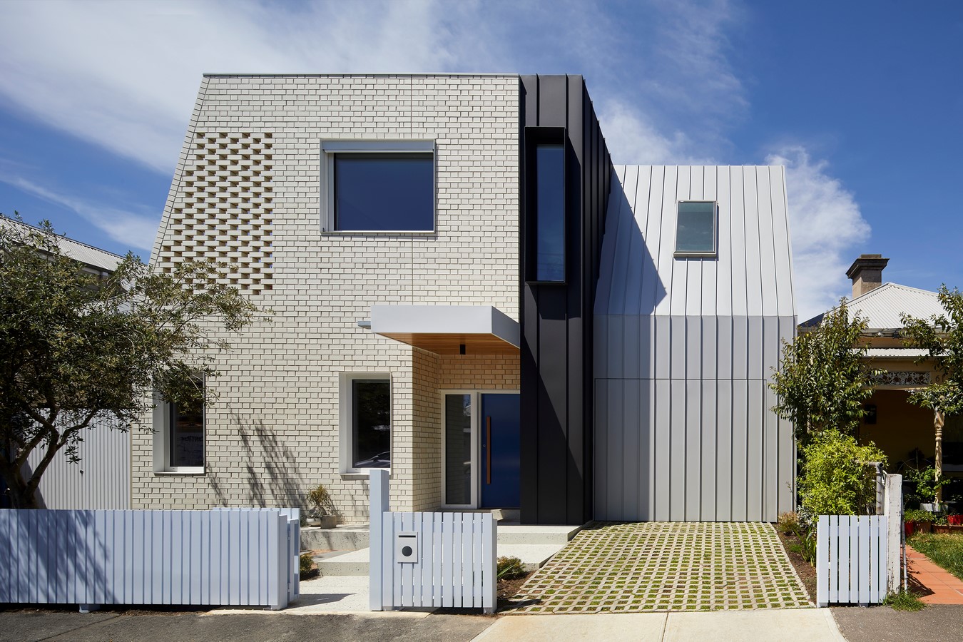 A House for All Seasons by Poly Studio - Sheet11
