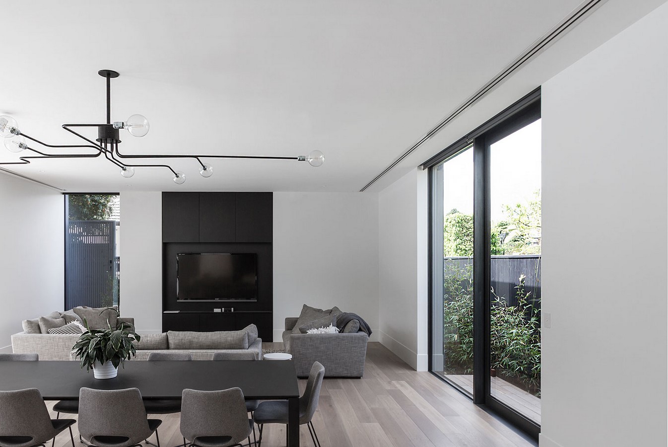 Kooyongkoot Road Residence by B.E Architecture - Sheet6