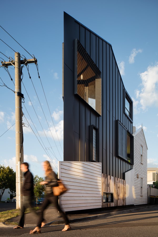 Acute House by OOF! architecture - Sheet8