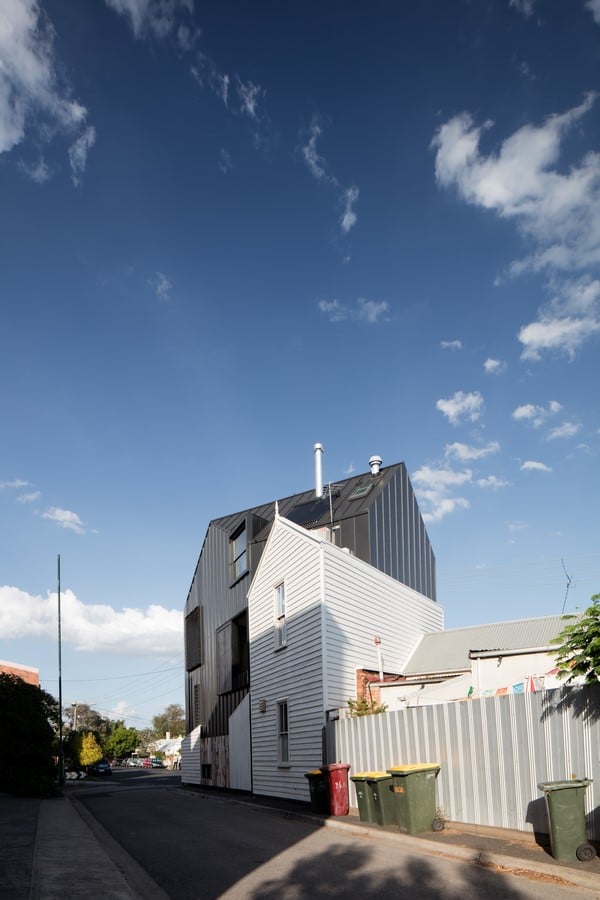 Acute House by OOF! architecture - Sheet9