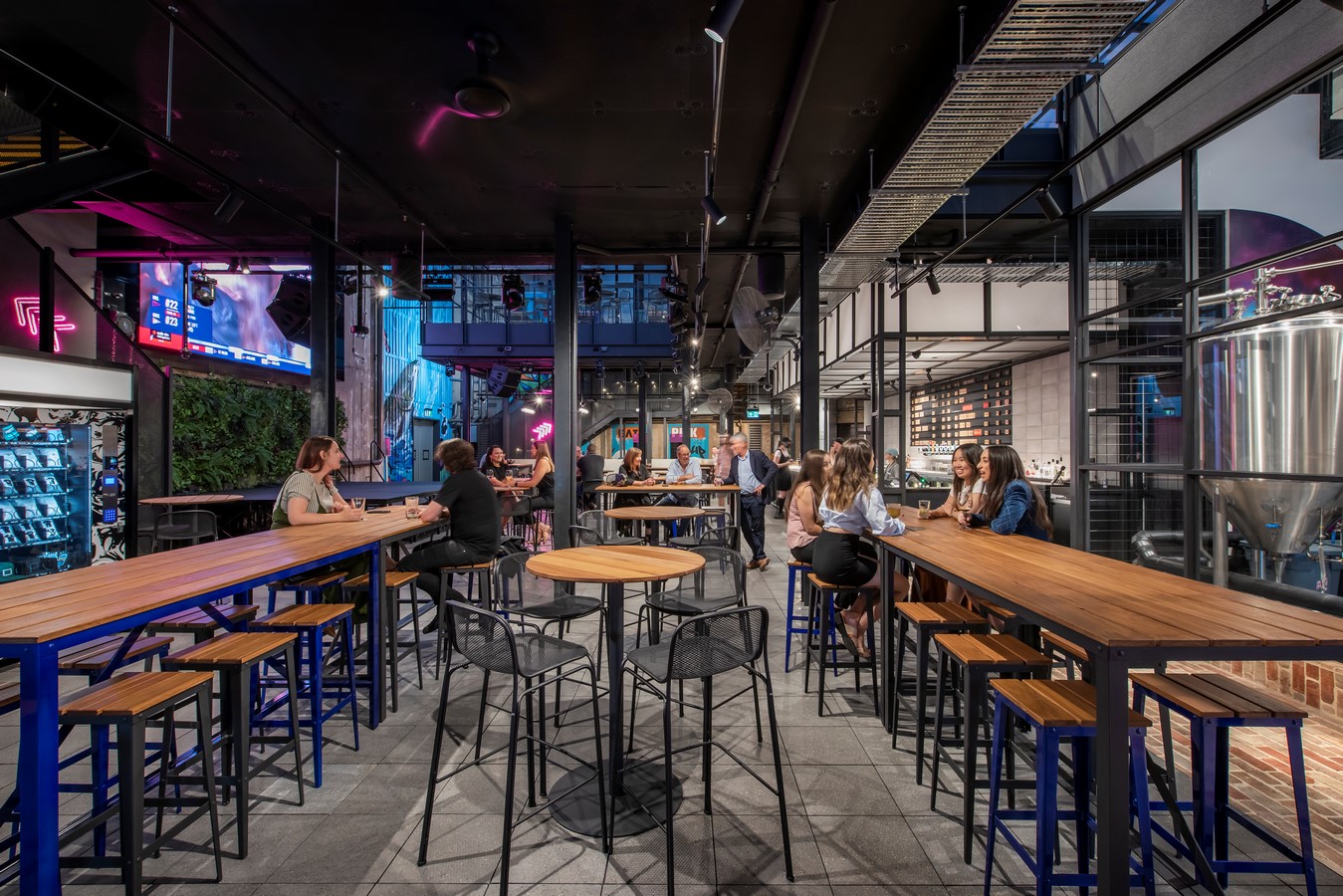 District Bar by Studio Nine Architects - Sheet2