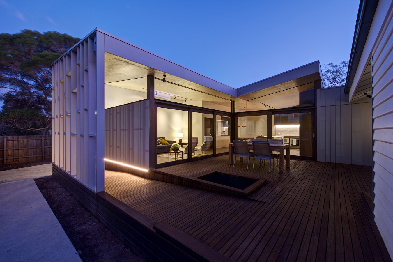 Dancing House by Craig Tan Architects - Sheet2